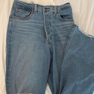 Levis Jeans
